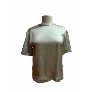 NEW QL2 women's costanza top in light sage
